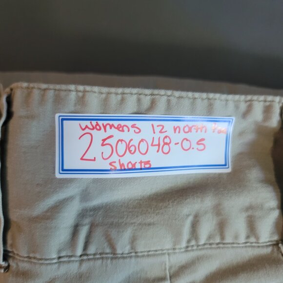 The North Face Bermuda Shorts Womens 12 Tan Brown Cotton Stretch Outdoors Hike - Picture 13 of 13